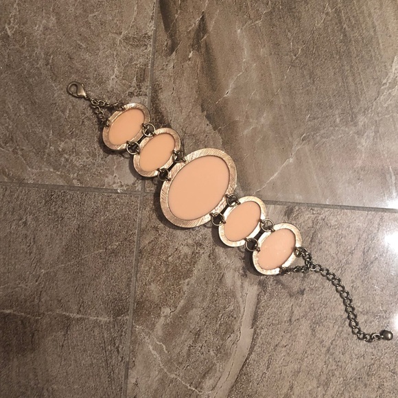Peach Coloured Bracelet - Picture 2 of 2